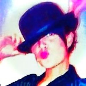 Meet your Posher, Dana